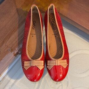 Gabor Red and Tan Flats with Bow Detail